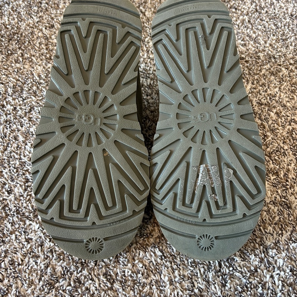 UGG Olive Green Lace Up Boots - Picture 5 of 7